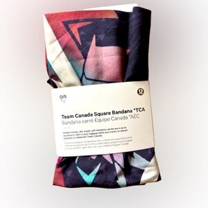 Lululemon Team Canada square bandana - NWT
